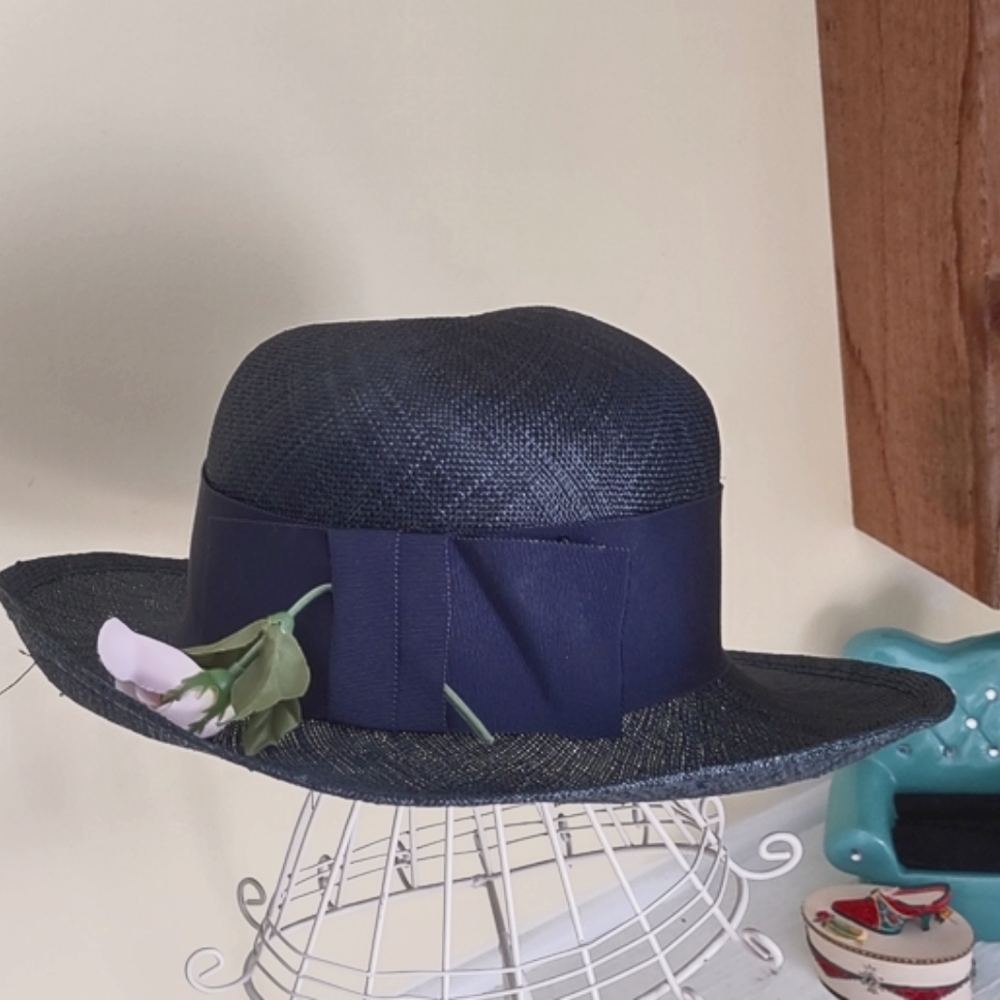 Blue Hat - Like New!